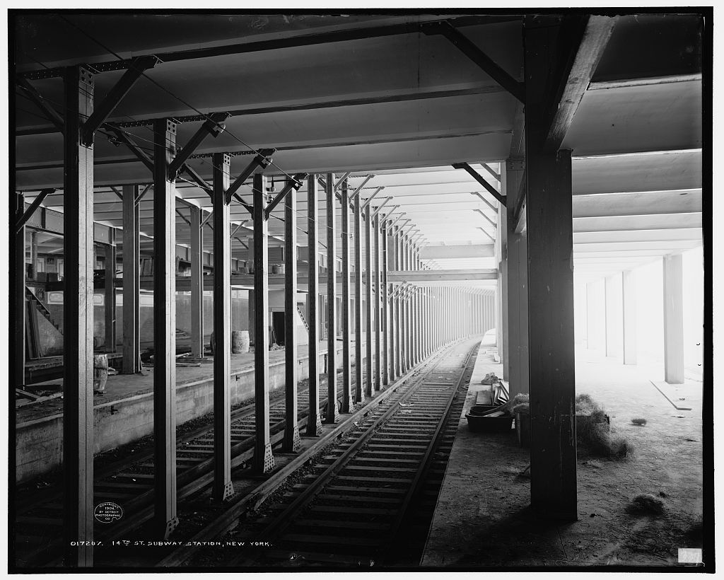 14th Street subway tunnel under construction in 1904