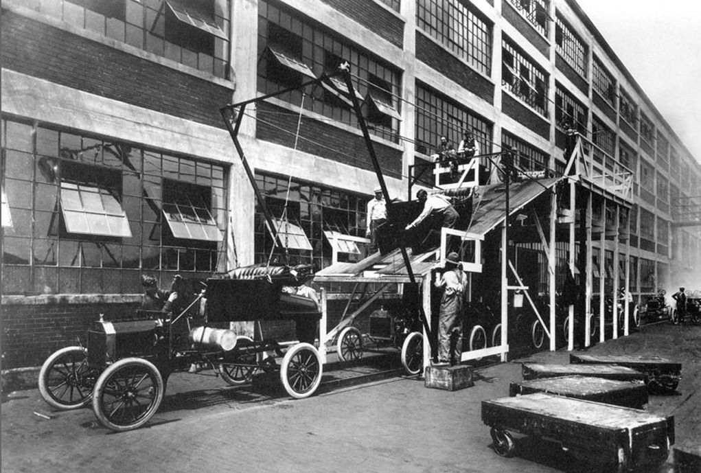 Ford assembly line in 1913