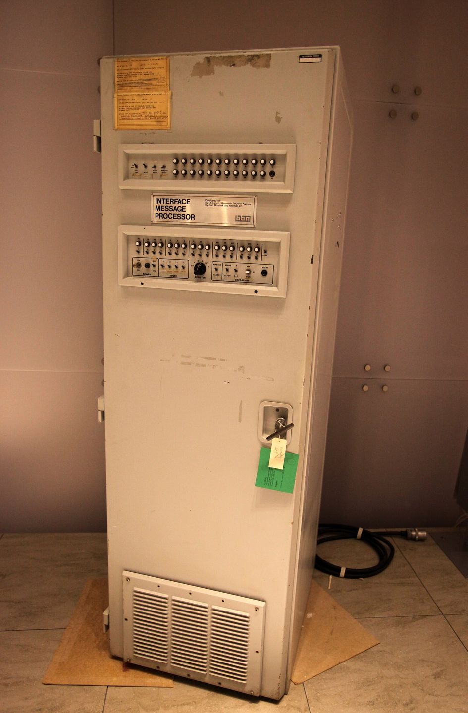 the bbn interface message processor, the first arpanet router, 1969