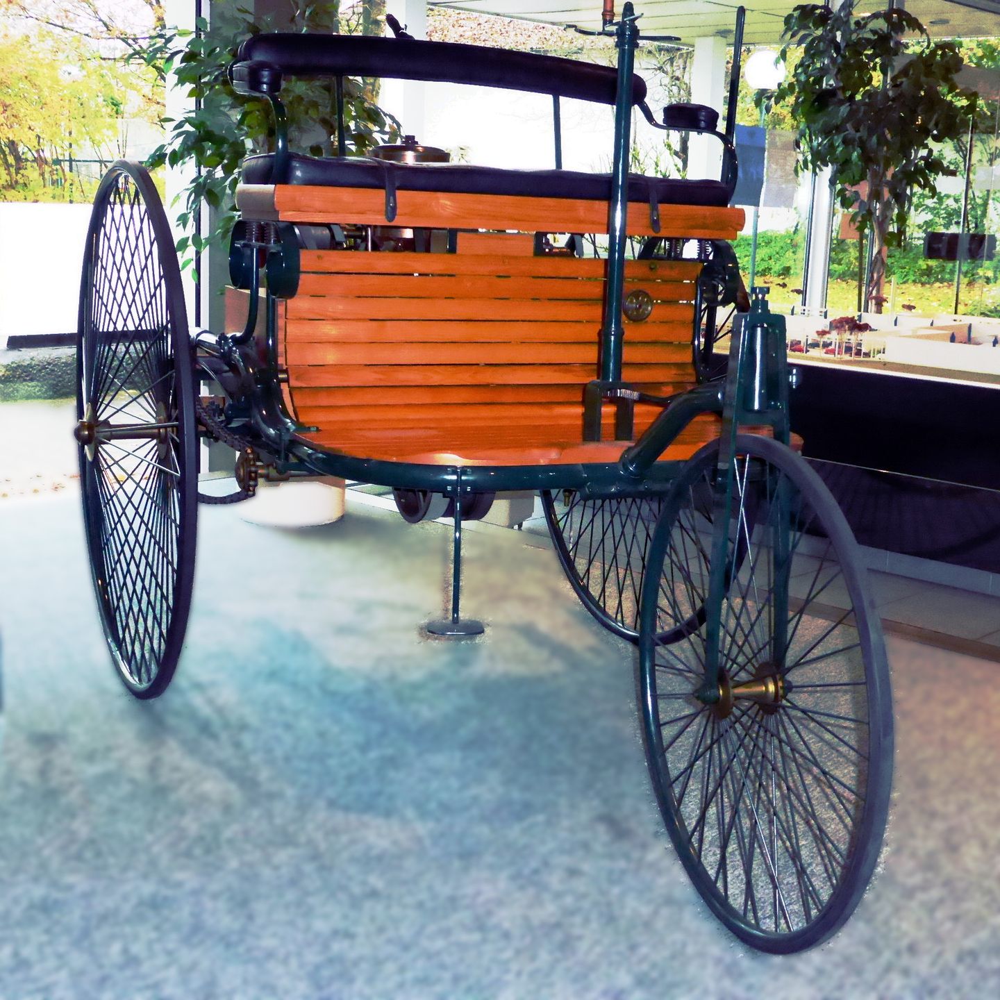 benz patent motorwagen 1886, the first automobile