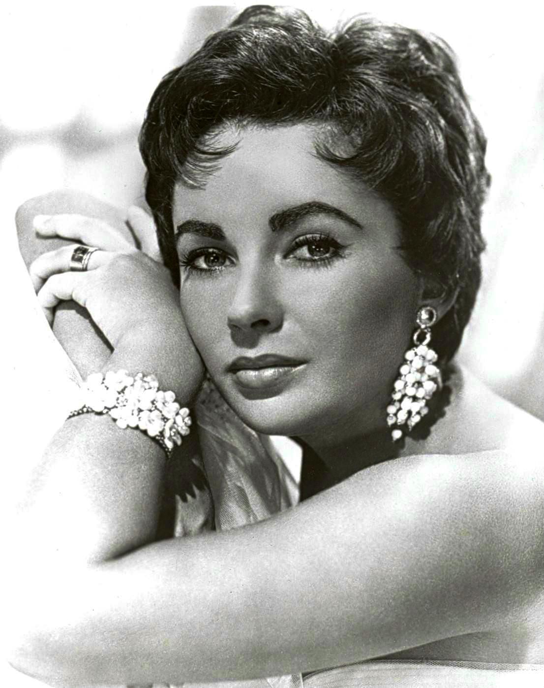 Elizabeth Taylor in a portrait photograph showing her iconic beauty and screen presence