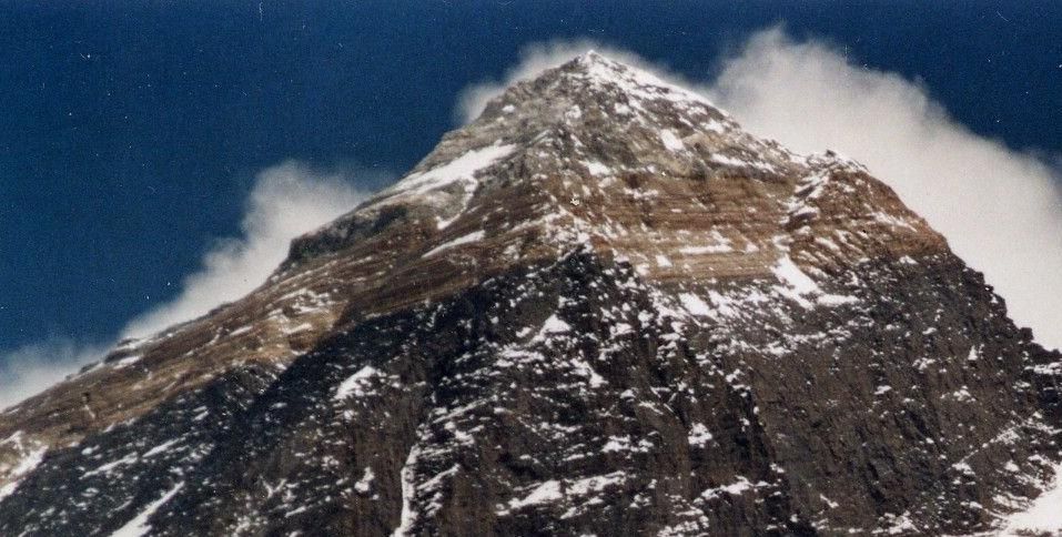 mount everest seen from kalar patar, nepal