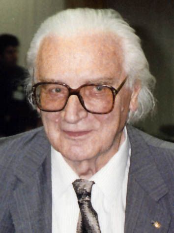 konrad zuse photographed in 1992, the inventor of the world's first programmable computer, the z3