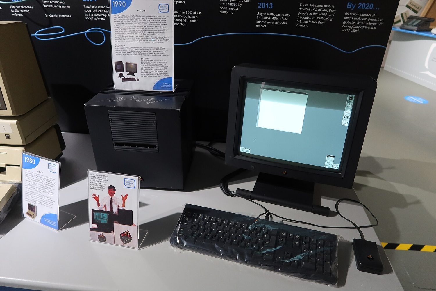 A NeXT Cube computer