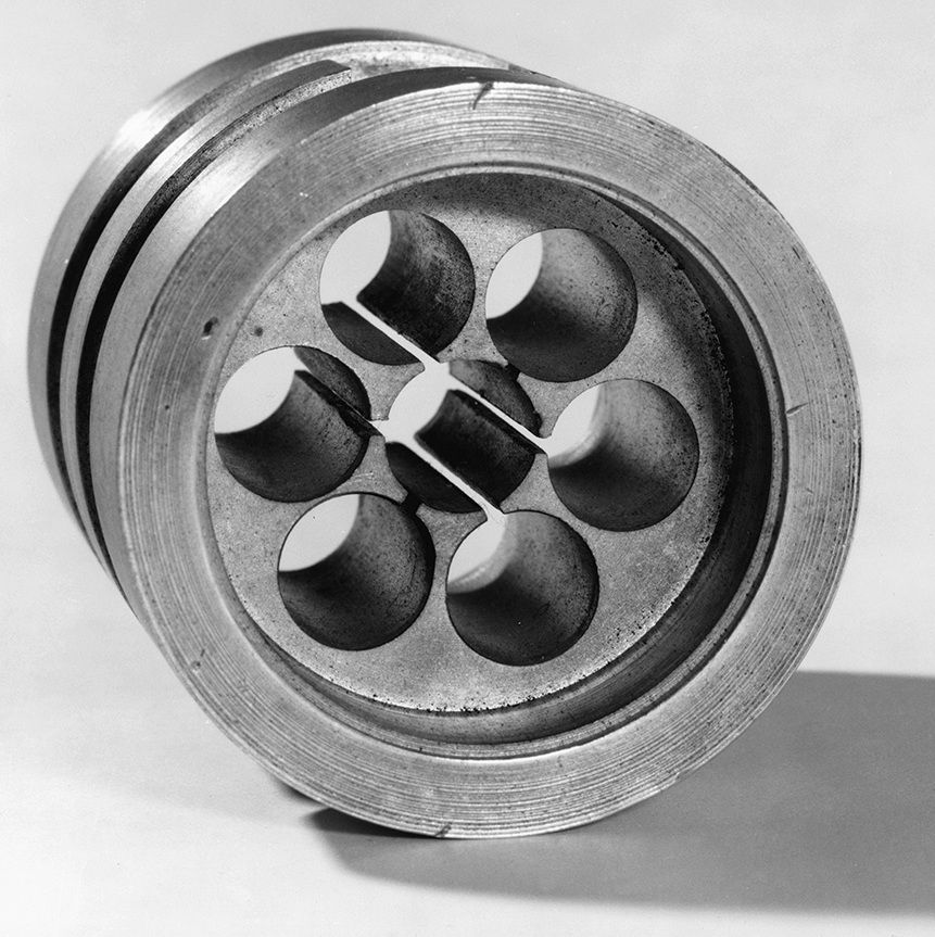 The original 1940 cavity magnetron