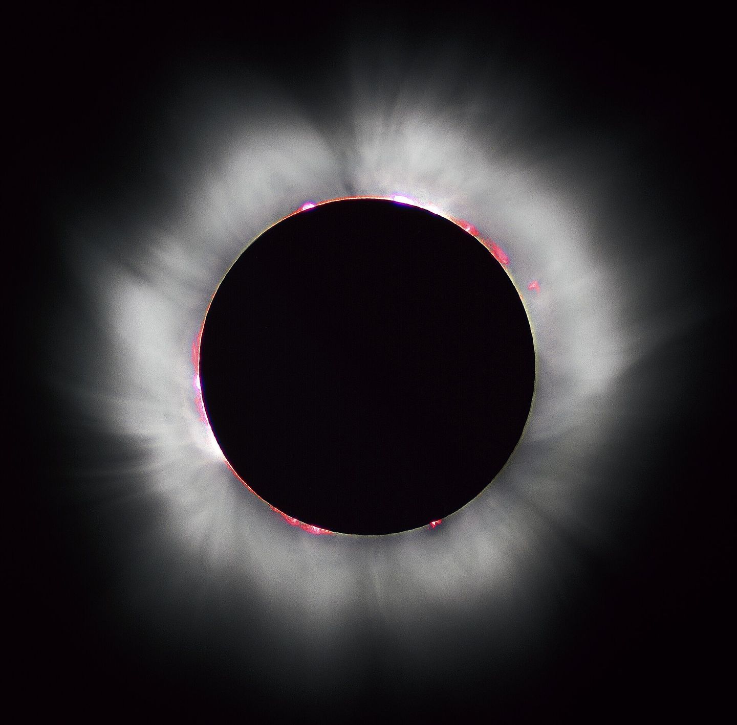 total solar eclipse of august 11, 1999, showing the solar corona
