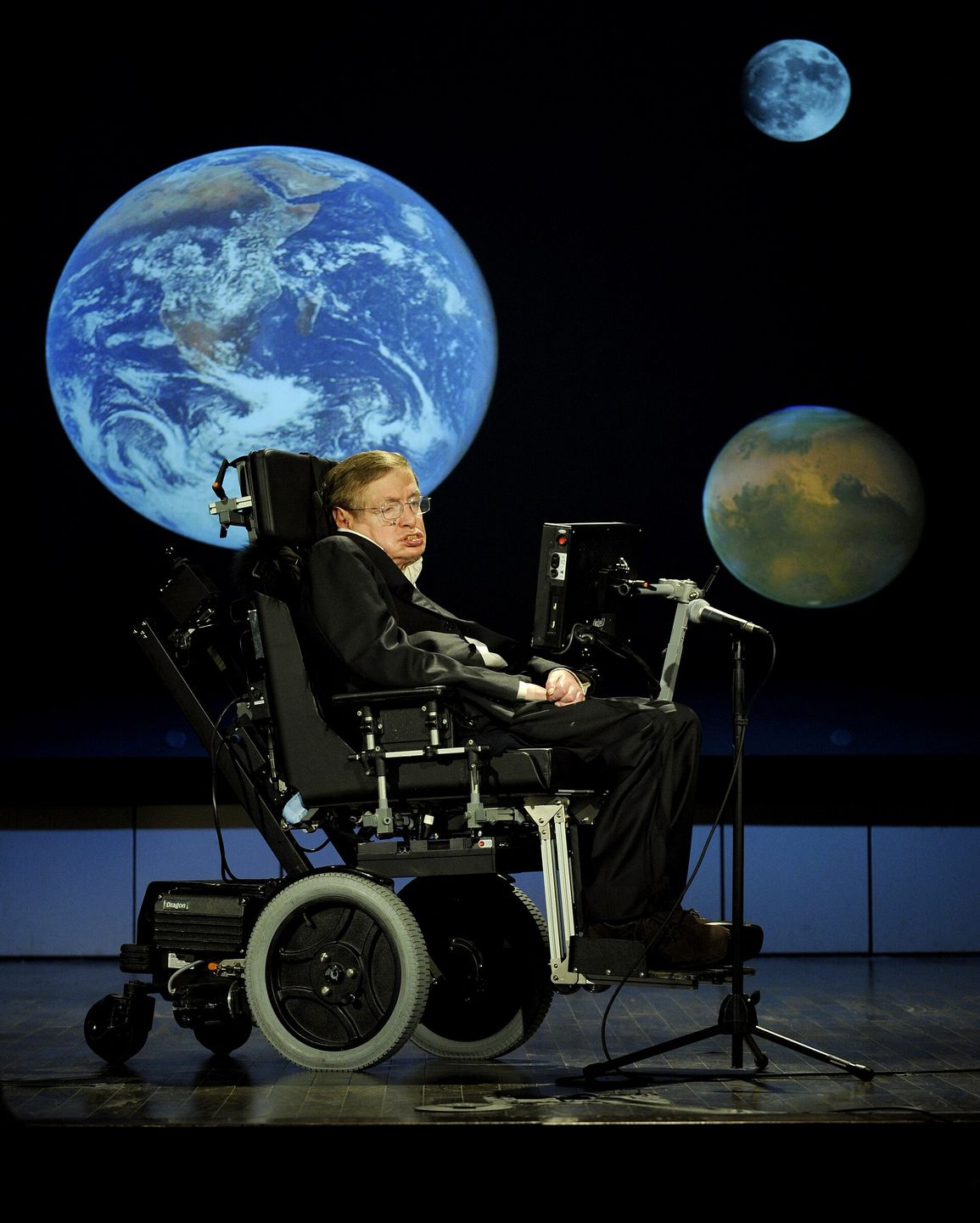 stephen hawking at nasa headquarters during the 50th anniversary celebration in 2008