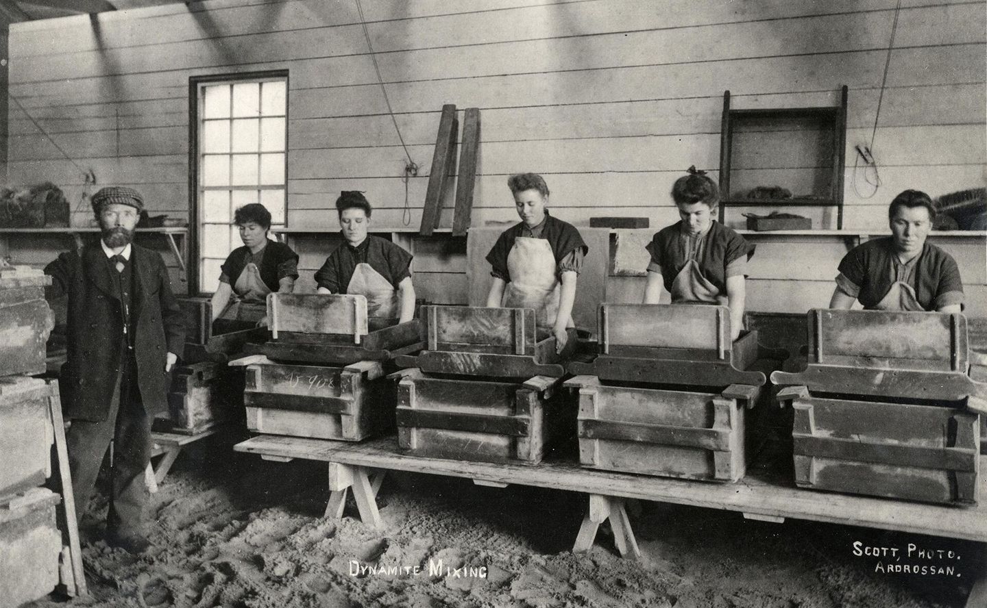 Women mixing dynamite by hand at Nobel's Ardeer factory in 1897